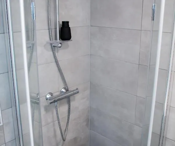 ホテル Elegant Penthouse Loft - Near The Airport *